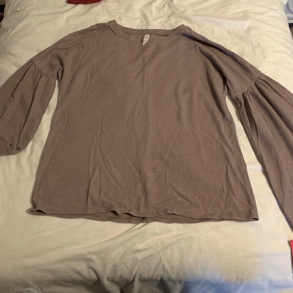 Long sleeve shirt